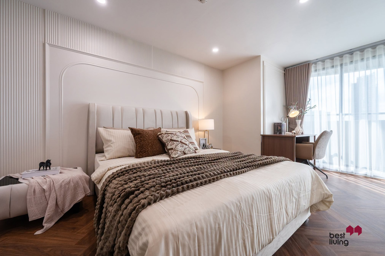 Flora Ville, large room 100.32 sq m, 2 bedrooms, near ARL Hua Mak. Flora Ville, large room 100.32 sq m, 2 bedrooms, near ARL Hua Mak.