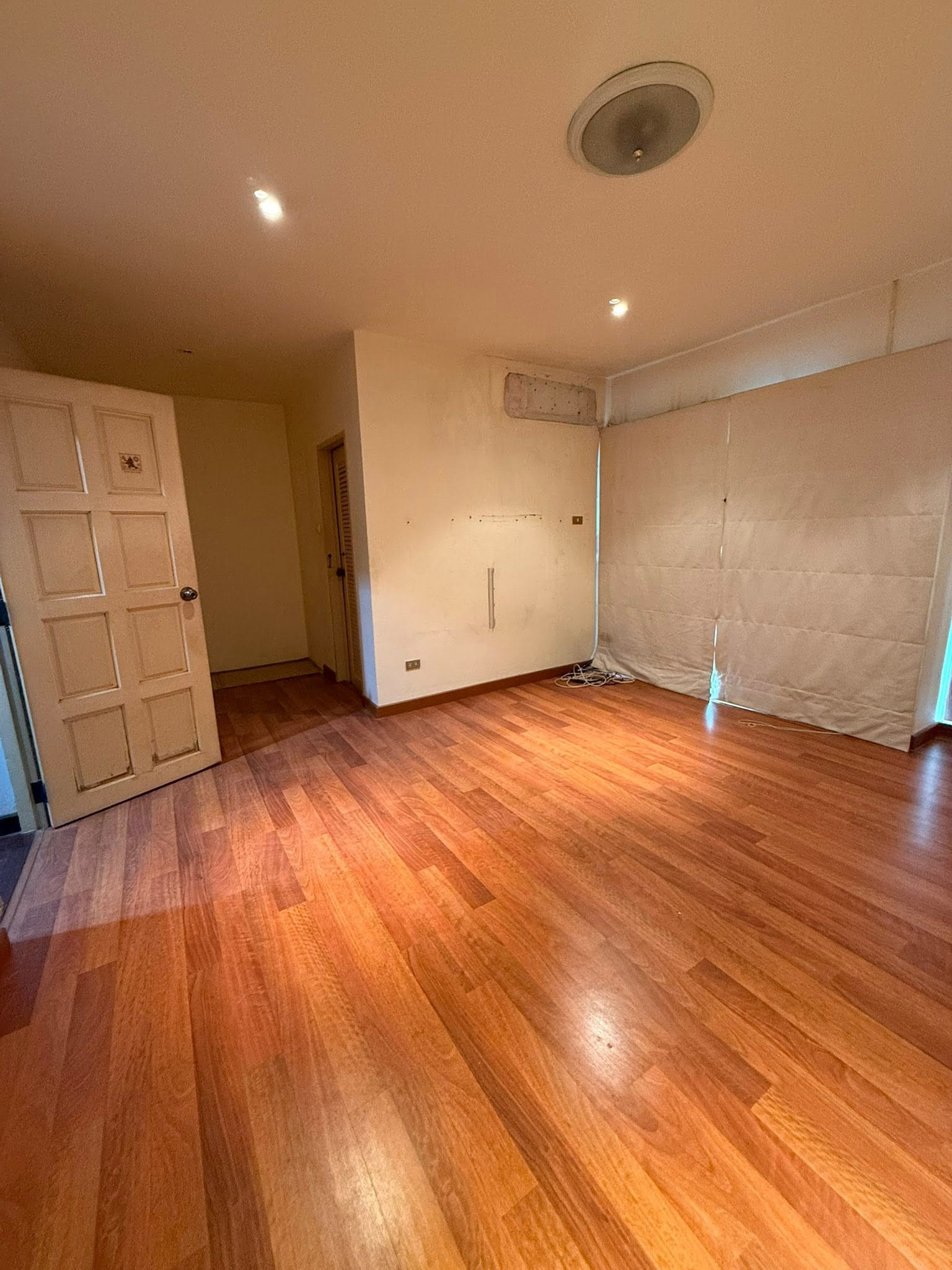 3-story townhouse for sale, Sriwara Town in Town, Soi 8/2, 32.5 sq m, 4 bedrooms, 5 bathrooms, parking for 2 cars. – รูปที่ 4