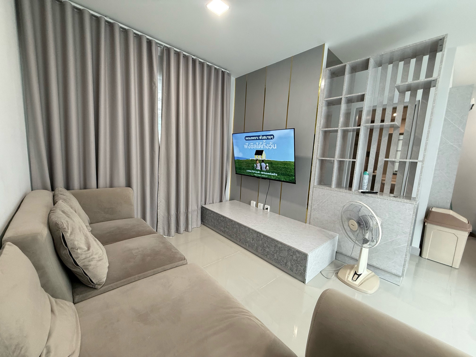 Grande Pleno Phahol - Vibhavadi built-in, very beautiful. Grande Pleno Phahol - Vibhavadi built-in, very beautiful.