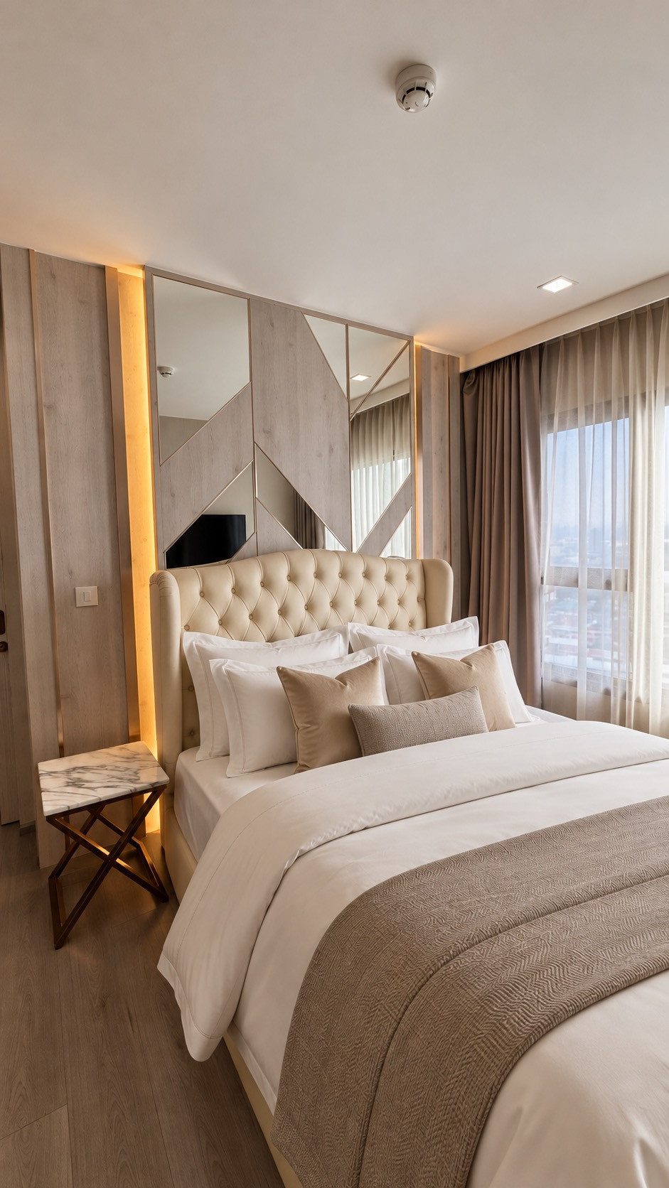 Condo for sale or rent, The Politan Rive, 39th floor, Chao Phraya River view. Fully furnished Ready to move in