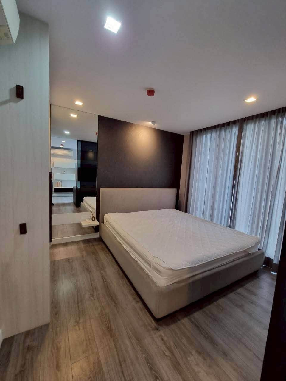 Condo for rent The Room Sukhumvit 40 - 1 bedroom, 1 bathroom - 42 sq m - rent 25,000 baht/month [BLr2610016] 