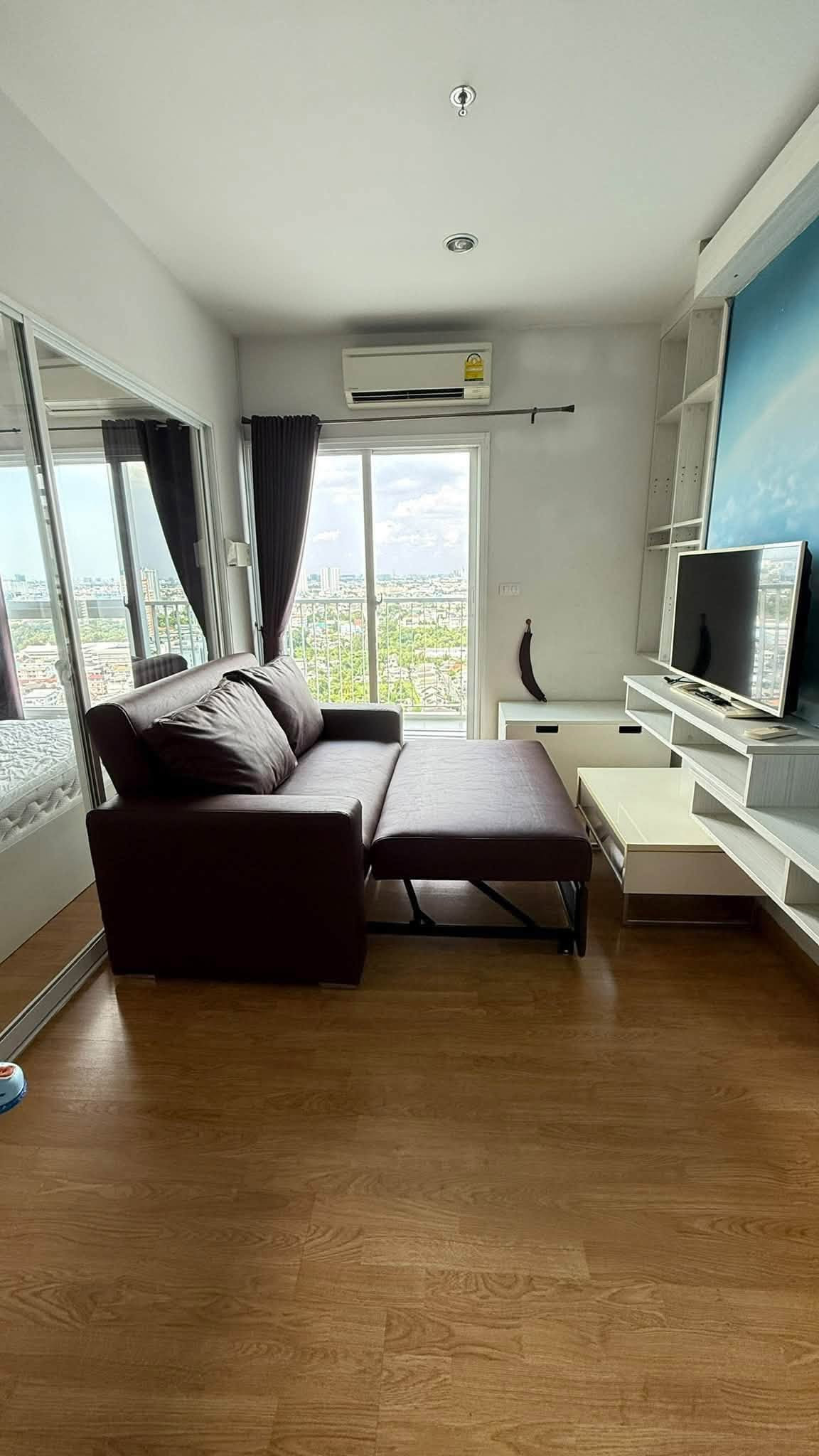 The Parkland Wong Sawang 💰 Rent 10,000 baht/month 📅 Ready to move in immediately ✨ 25th floor, city view • Next to MRT Wong Sawang • Fully furnished, has a washing machine. The Parkland Wong Sawang 💰 Rent 10,000 baht/month 📅 Ready to move in immediately ✨ 25th floor, city view • Next to MRT Wong Sawang • Fully furnished, has a washing machine.