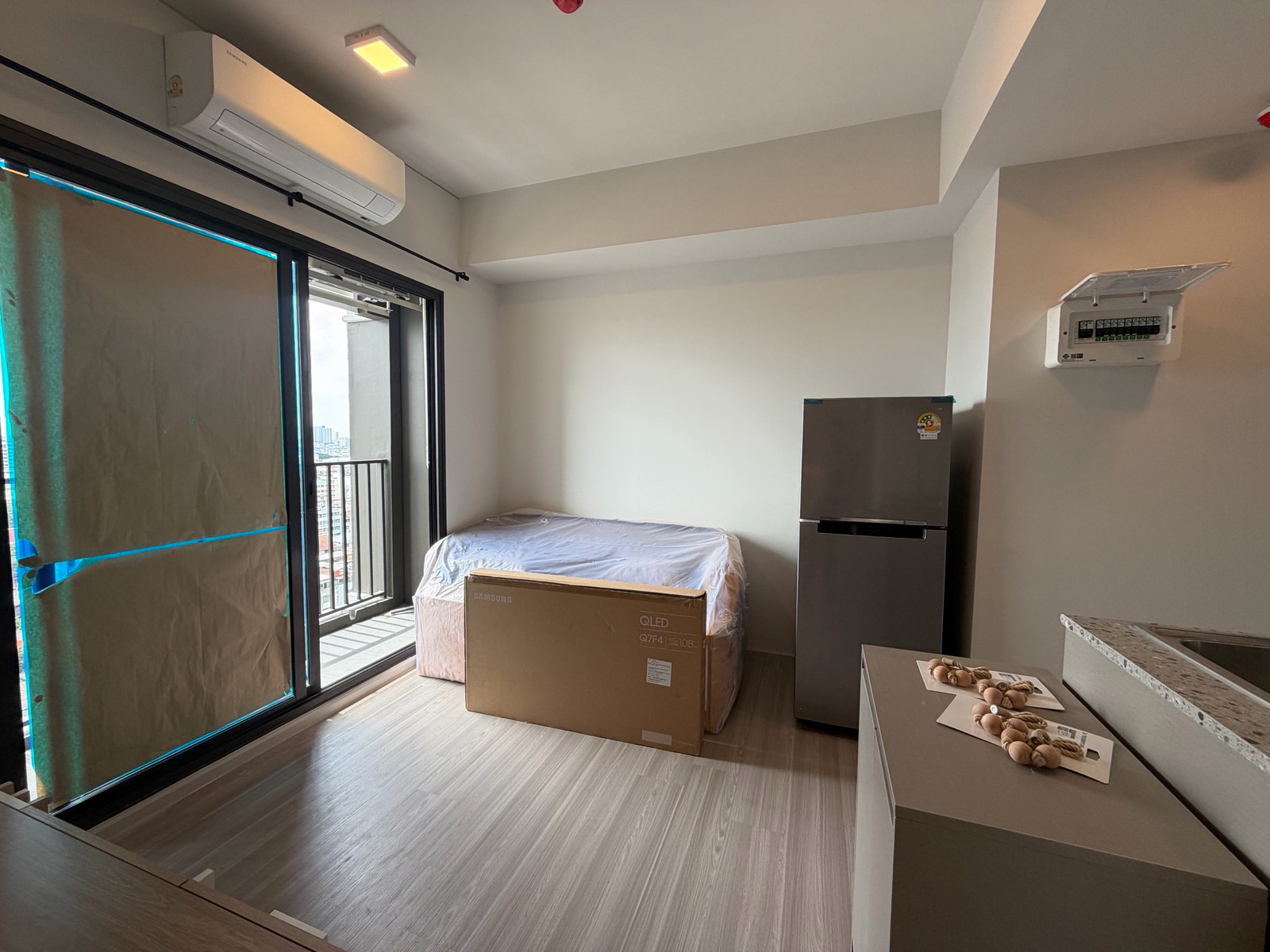ให้เช่า ควิน ธารา โพธินิมิตร 1 นอนห้องใหม่  0655166916 – รูปที่ 4