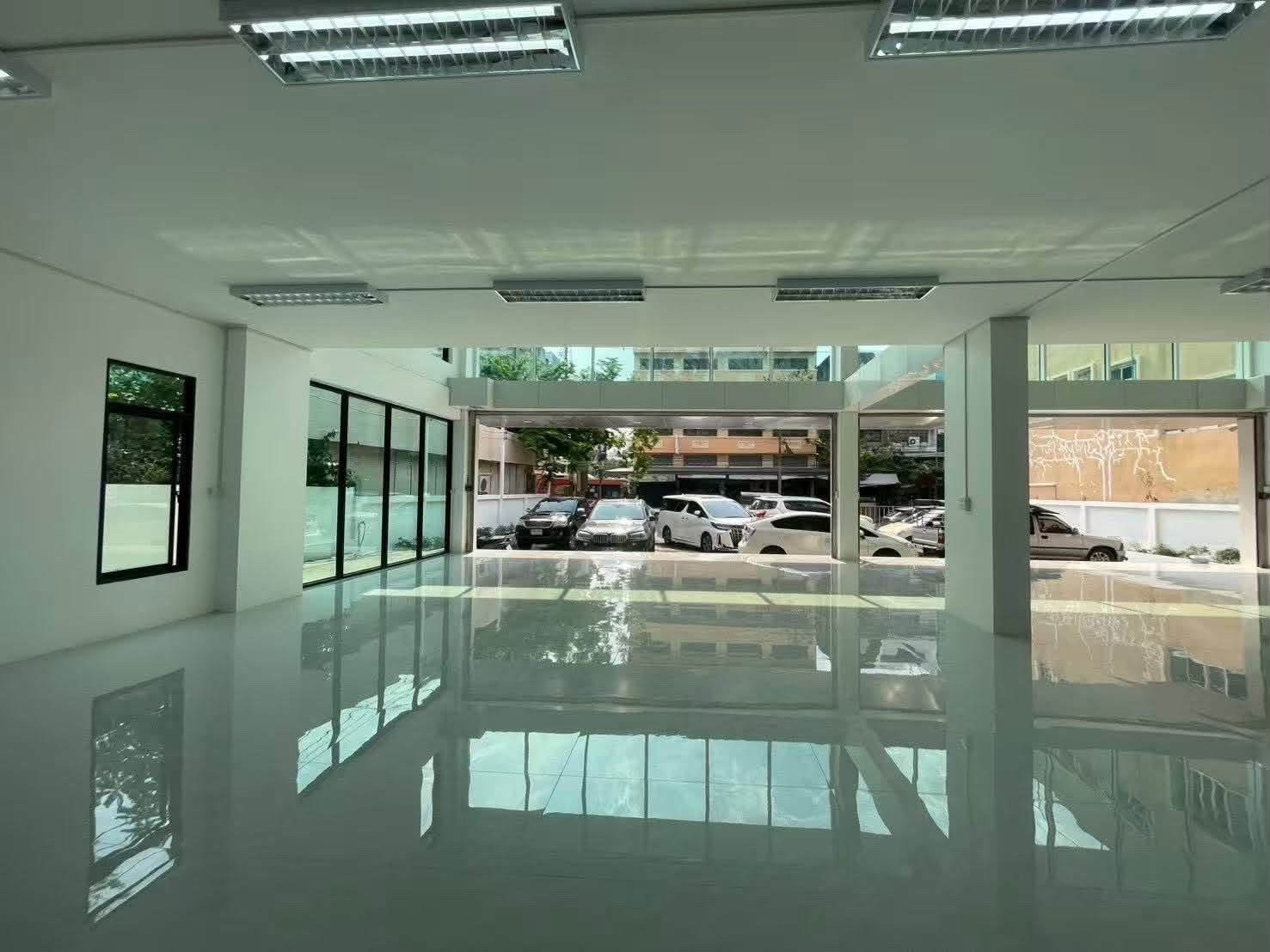 📌 ปล่อยเช่า / ขาย : Stand Alone Office ในลาดพร้าว , 5.5 ชั้น , 1400 ตรม , Lift 2 ตัว    📌 Rental / Selling : Stand Alone Office In Lardprow , 5.5 Storeys , 1400 sqm , 2 Private Lift   🔥🔥Rental Price : 400,000 THB / Month   🔥🔥Selling Price : 65,000,0 – รูปที่ 4