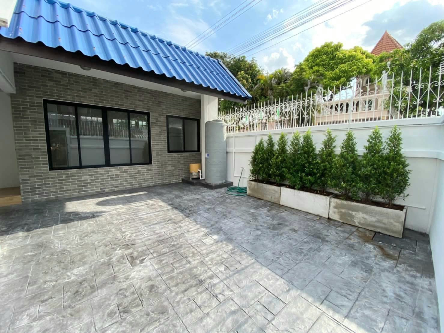 ให้เช่า Home Office ย่านสุทธิสาร ลาดพร้าว 48 เข้า - ออก ได้หลายเส้นทาง ทั้งสุทธิสาร, รัชดาฯ, ลาดพร้าว, ห้วยขวาง ใกล้ MRT สุทธิสาร ประมาน 1 กม. ใกล้ MRT สถานีภาวนา – รูปที่ 2