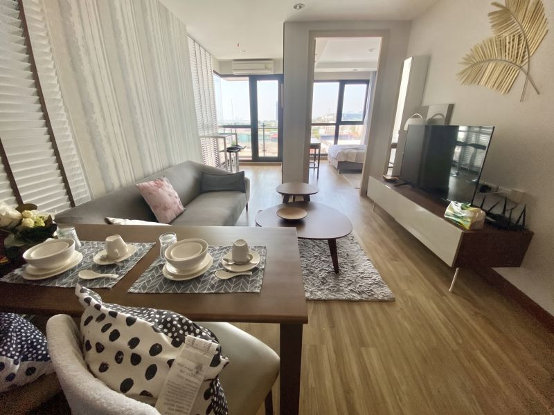 ให้เช่า Ladda Plus Condo ศรีราชา ชั้น 9 วิวทะเลเกาะลอย เฟอร์/ไฟฟ้าครบ