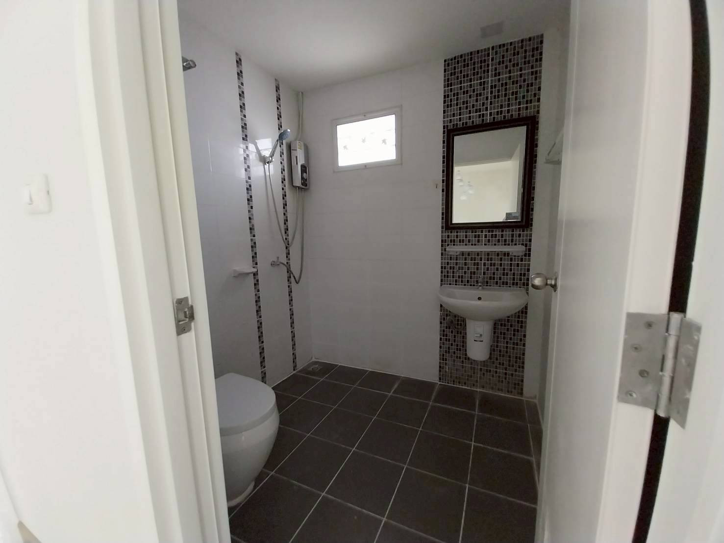 Townhome for sale, Pruksa Ville 63/1, 3 bedrooms, 100.8 sq m. Townhome for sale, Pruksa Ville 63/1, 3 bedrooms, 100.8 sq m.