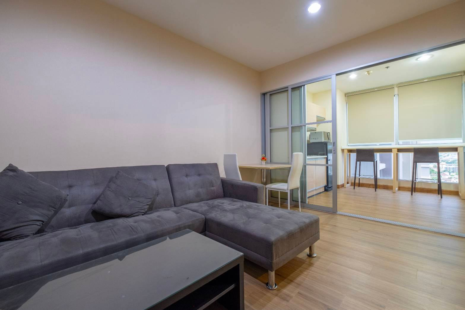 📍✨ RHYTHM Ratchada-Huaikwang | For Rent 🏡✨ Modern condominium in the Ratchada–Huai Khwang area, offering convenient city living with easy access to MRT, shopping malls, restaurants, and lifestyle destinations. 🌆🚇 – รูปที่ 2
