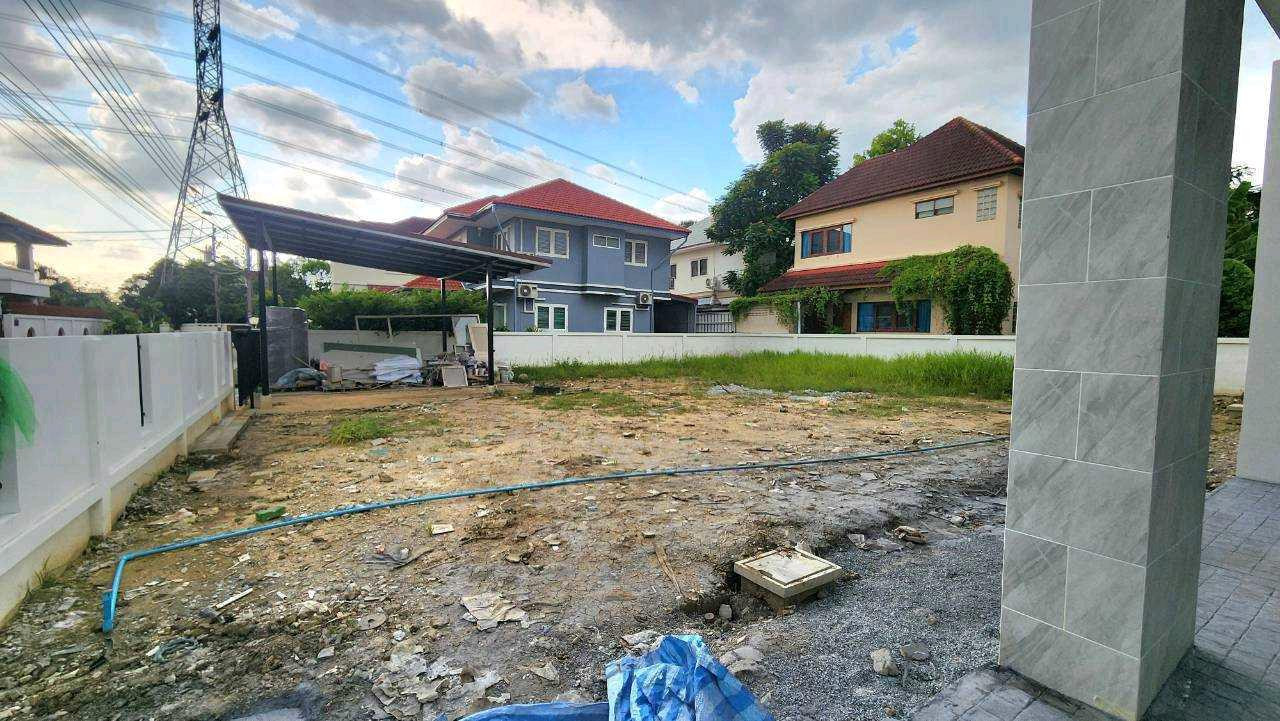 🔥🔥ลด 1,000,000 บาท ‼️‼️  💫ขายบ้านเดี่ยว กฤษดานคร 18 พุทธมณฑลสาย 3💫 🏡บ้านเดี่ยวแปลงใหญ่ ที่ดิน 144 ตารางวา ทำเลทวีวัฒนา เชื่อมต่อถนนบรมราชชนนีและกาญจนาภิเษก  ✨แปลงที่ดินขนาดใหญ่ 144 ตารางวา ✨ทำเลพุทธมณฑลสาย 3 เดินทางสะดวก ✨เชื่อมต่อถนนบรมราชชนนี กาญจน – รูปที่ 3