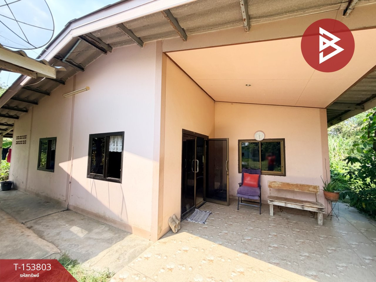 Single house with land for sale, area 4 rai 2 ngan 76 sq m, Kamphaeng Saen, Nakhon Pathom.