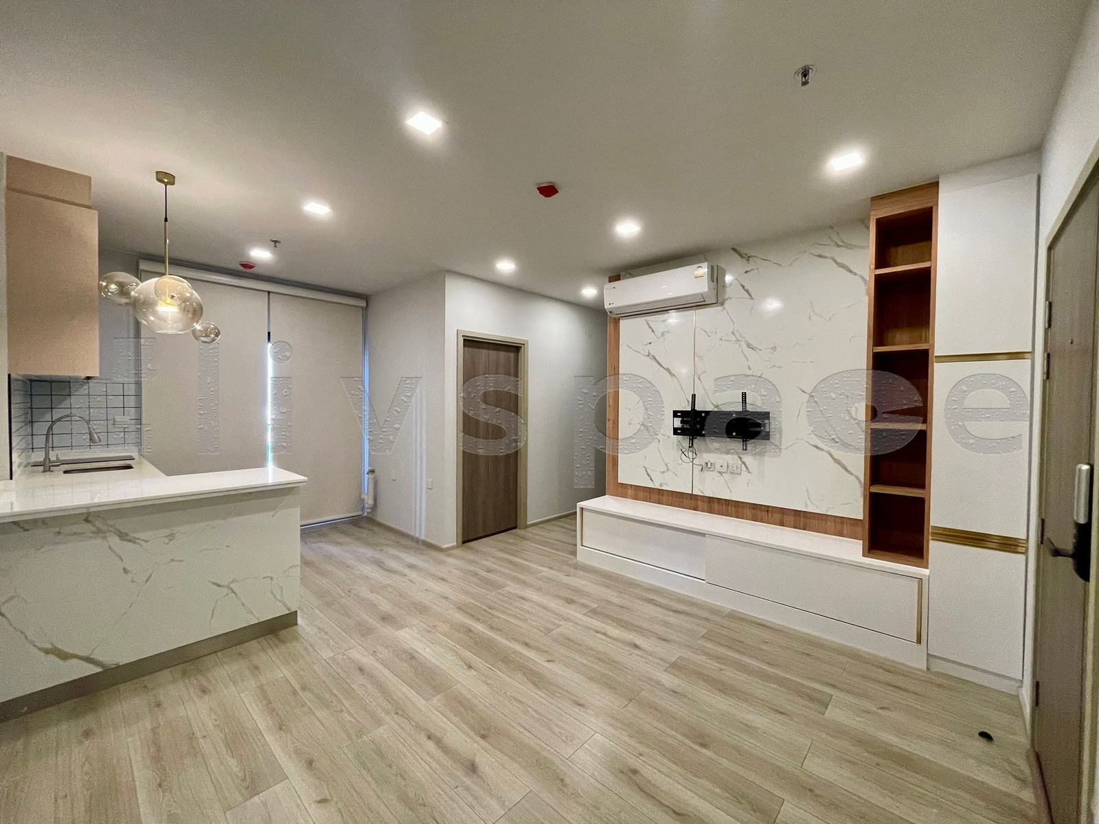 ▚ L00CNQツ ขาย Metris Ladprao 2Bed 1Bath 47ตร.ม. 5.6 ลบ. ค่าโอนคนละครึ่ง Pet-Friendly เลี้ยงสัตว์ได้ ชั้นสูง ใกล้ MRT ลาดพร้าว✨