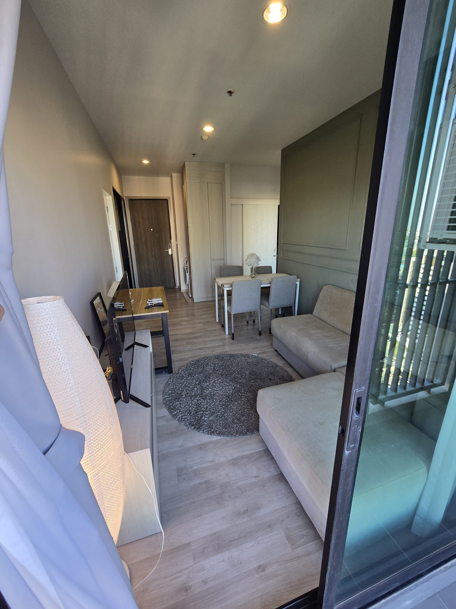 The keys are in our hands and we take care the unit — Available for immediate move-in. – รูปที่ 2