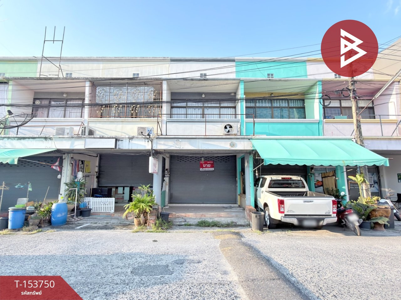 2-story commercial building for sale, Family Land Village, Napa, Chonburi.
