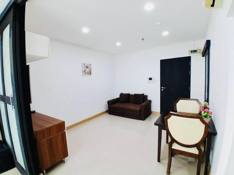 ให้เช่า Ladda Condo View ศรีราชา ห้องรีโนเวทใหม่ ชั้นสูง ใจกลางเมือง – รูปที่ 4