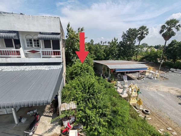 Prime Location Land for Sale on Malai Man Road, 80 Sq.wah, Opposite U Thong Hospital, Suphan Buri 
