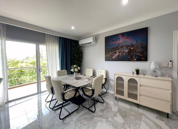 Elegant Foreign Freehold Apartment | 140 sqm 3-Bed Unit with Curved Mountain View Balcony (THB 8.8M)