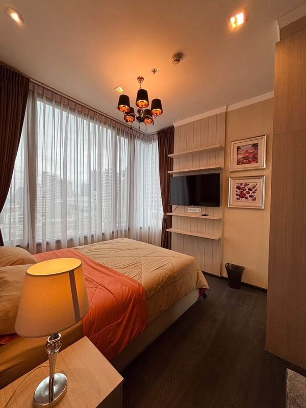 ให้เช่าคอนโด Edge Sukhumvit 23 - 1 ห้องนอน 1 ห้องน้ำ - 42 ตร.ม. - เช่า 38,000 บาท/เดือน [BLr2610022] 