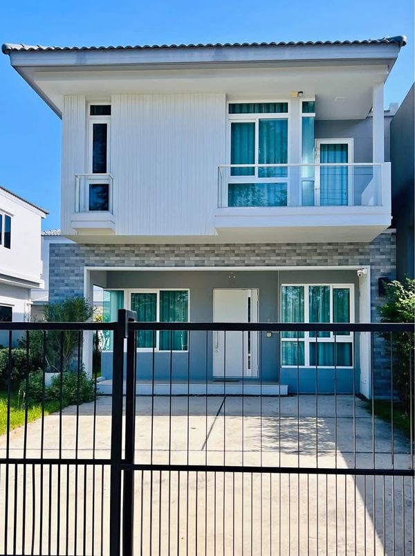 (รหัส ME301) ให้เช่าบ้าน โครงการ Inizio Srinakarin : อินนิซิโอ ศรีนครินทร์