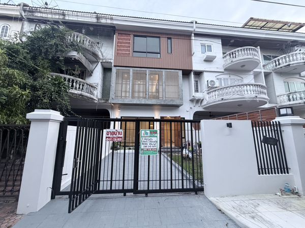 98627 - ขาย บ้านรีโนเวท ราชาวิลล่า พร้อมเข้าอยู่ ติดถนนใหญ่ ใกล้ห้าง