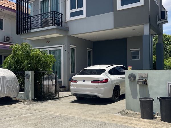 ขายบ้านเดี่ยว บ้านลภาวัน 21 4 นอน 200 ตร.ม.
