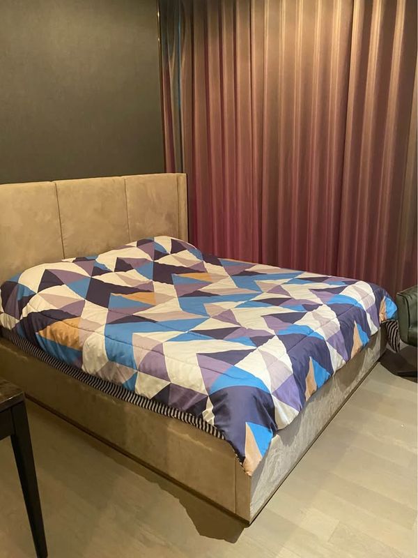 ขาย/ให้เช่าคอนโด The Esse at Singha Complex - 1 ห้องนอน 1 ห้องน้ำ - 48 ตร.ม. - ขาย 13,500,000 บาท [TTs2610003]