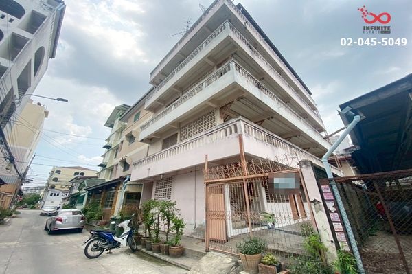 5-story apartment for sale, near the Pink Skytrain, Tiwanon Road, Soi Samakkhi 3