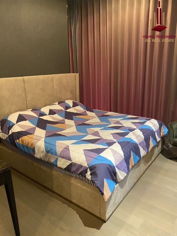 ✨ For Rent: The Esse at Singha Complex Condo ✨ 💰 Only 45,000 THB/month 