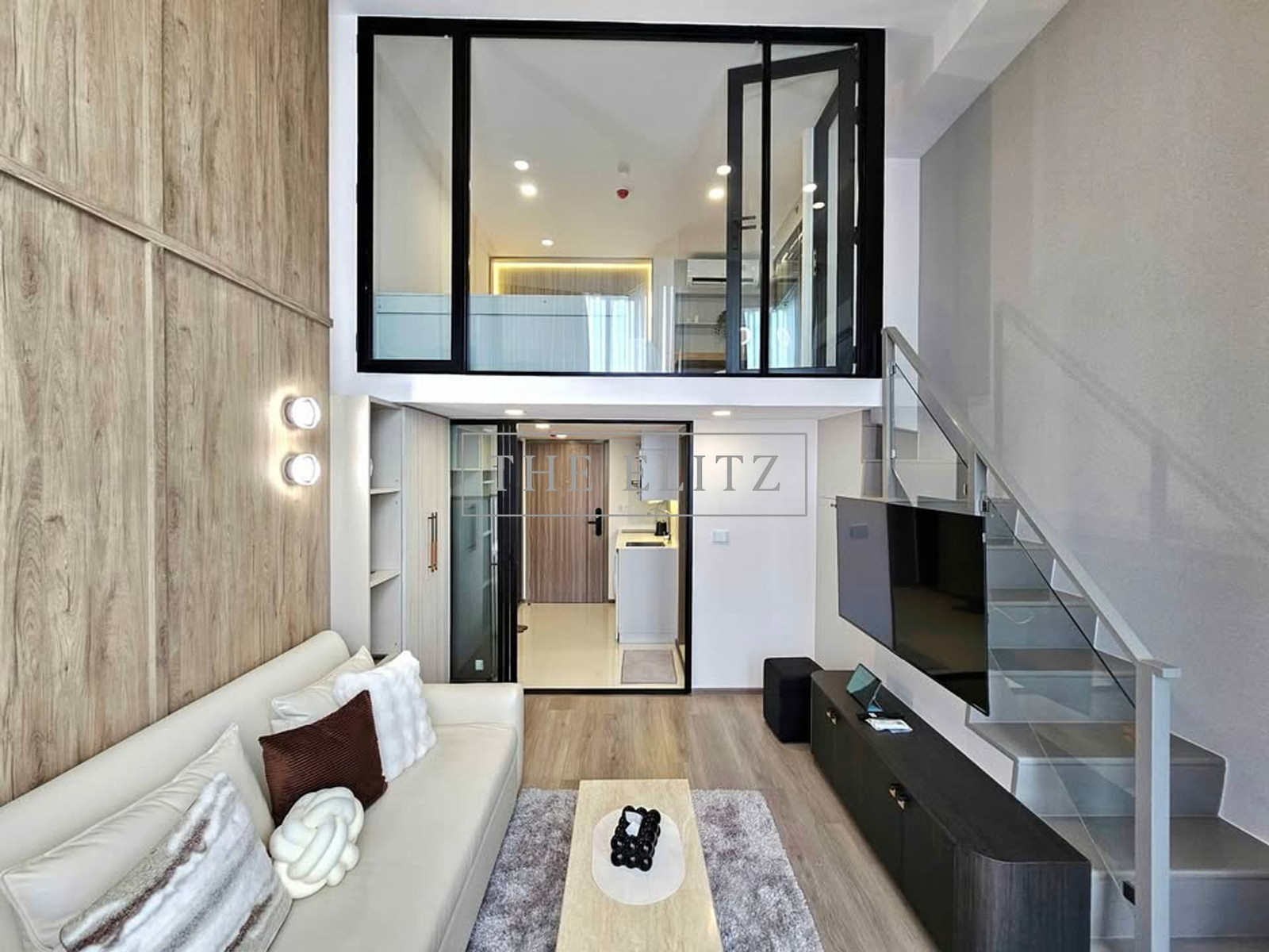 Spacious 1-Bedroom Condo at KnightsBridge Space Sukhumvit - Rama 4 | 35 SQ.M | Near BTS Phra Khanong | 30K/Month – รูปที่ 2
