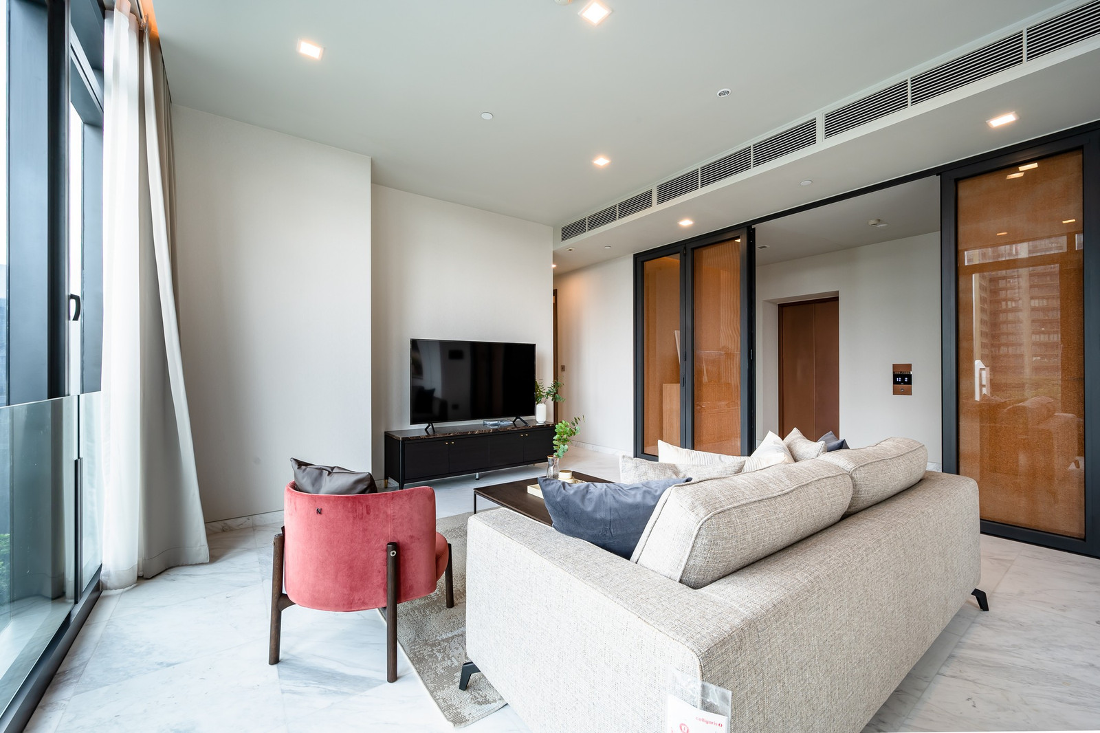 The Monument Thong Lo by Sansiri | คอนโด Ultra Luxury ให้เช่า เลี้ยงสัตว์ได้ – รูปที่ 2