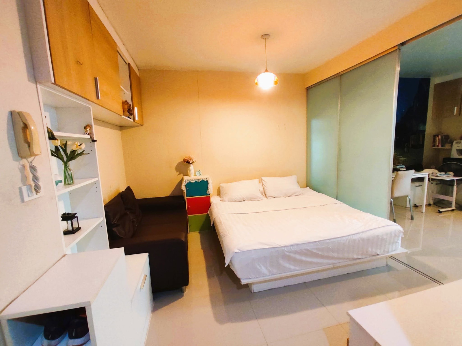 Condo for rent at The Iris Rama 9 - Srinakarin, near ARL Ramkhamhaeng Condo for rent at The Iris Rama 9 - Srinakarin, near ARL Ramkhamhaeng