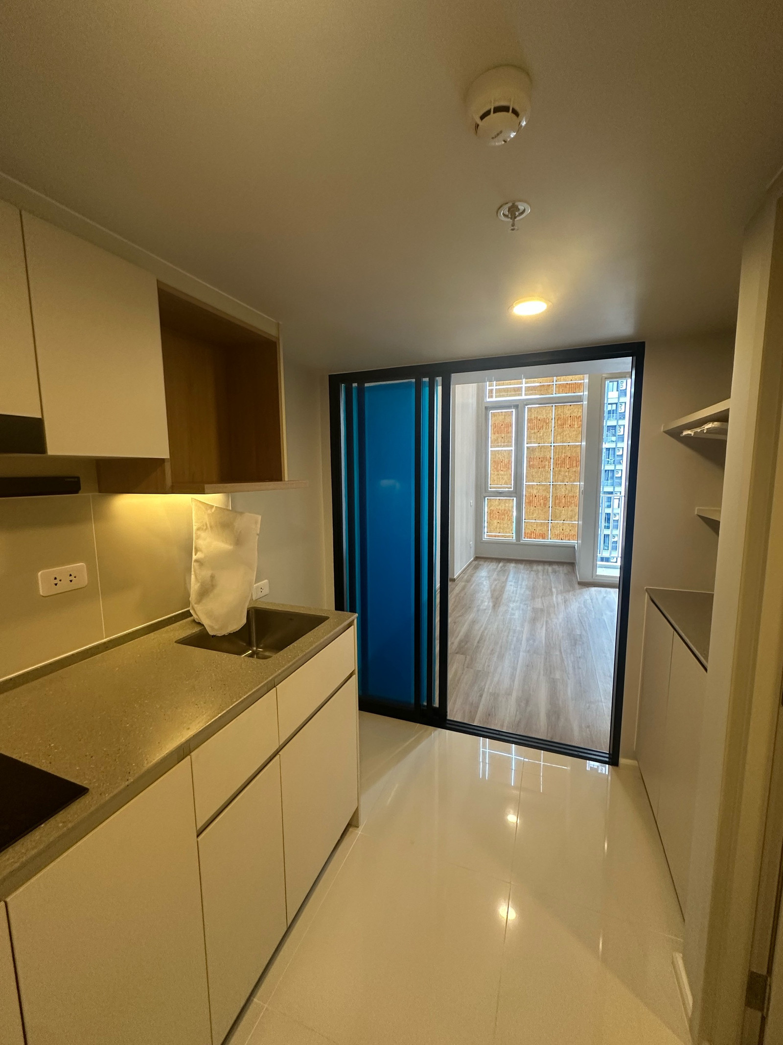 5.79 Two-story room next to BTS Thonglor.