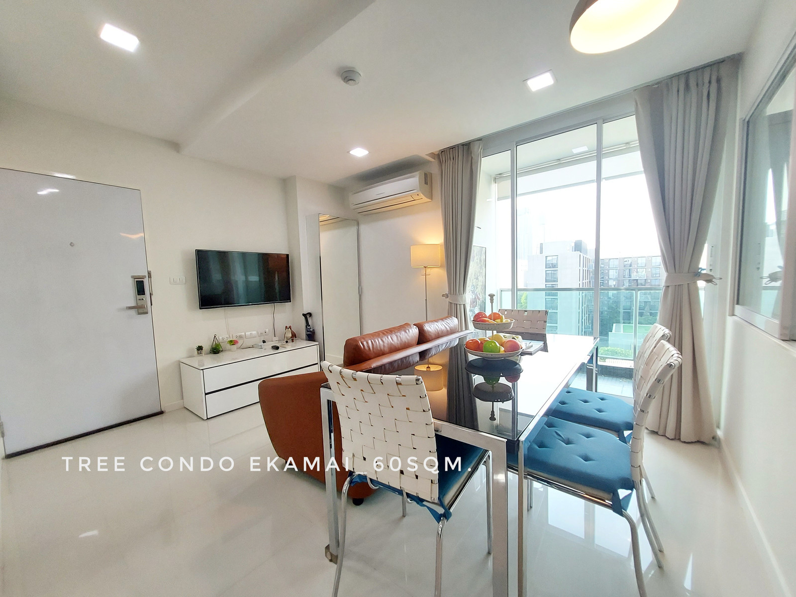 🎉Very SPECIAL DEAL-sell & READY TO MOVE IN! 2 Bedrooms condominium in Sukhumvit area close to BTS Ekamai  – รูปที่ 3