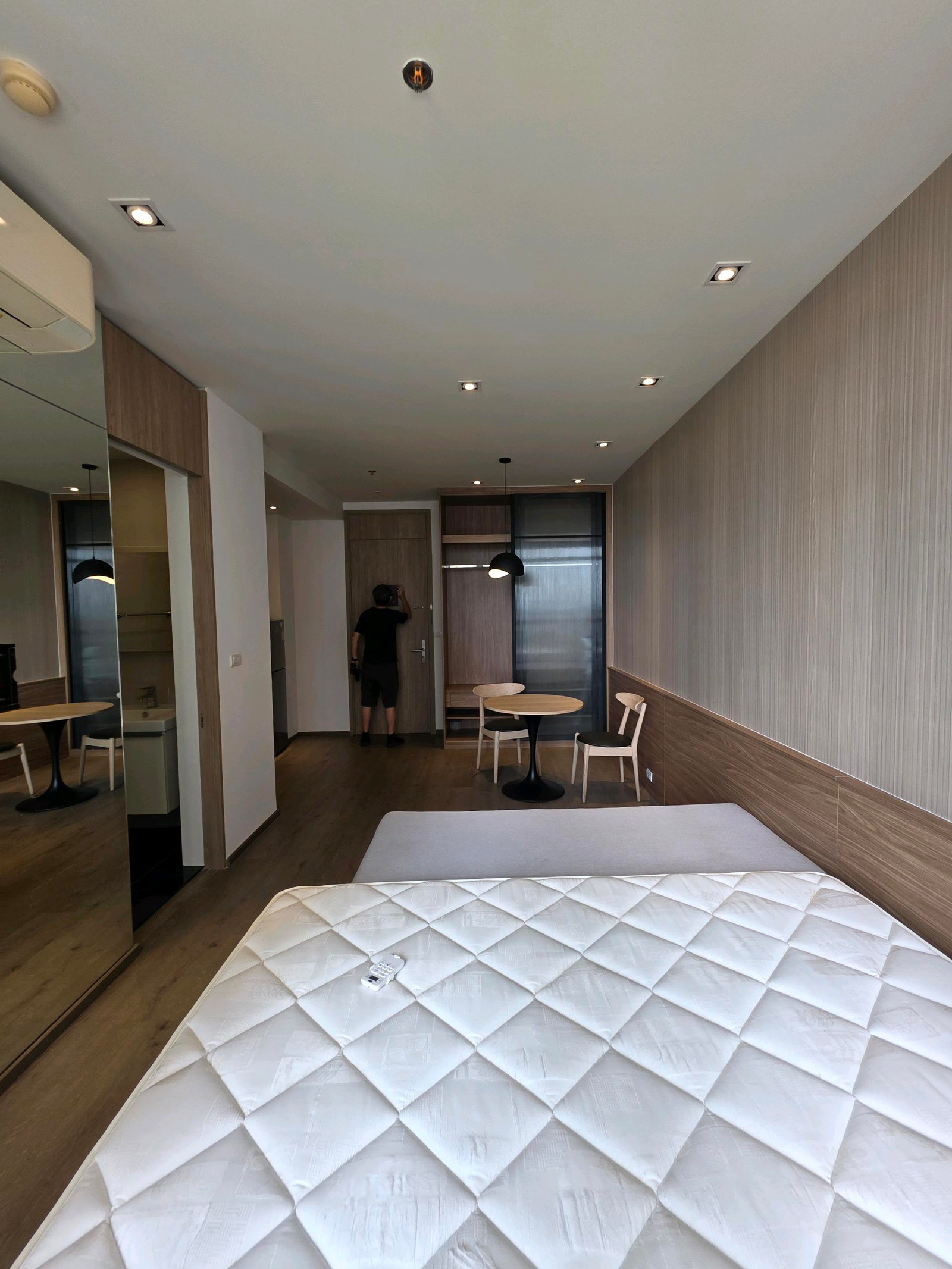 Re-sale 5.5 MB  28 sqm  Park origin phromphong – รูปที่ 2