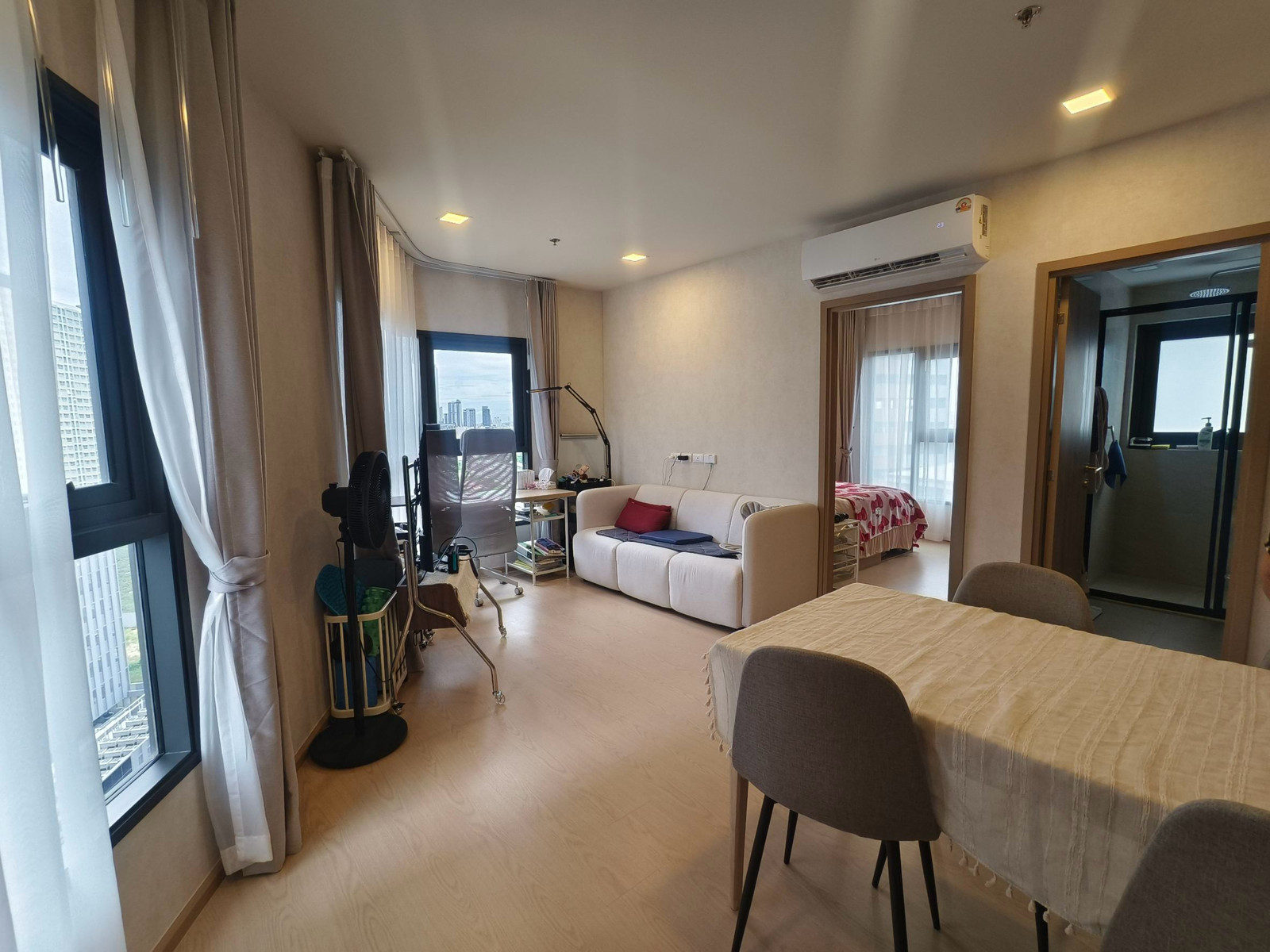 The Base Urban Rama 9 / 2 bed, 2 bath/ New Room / Best Price The Base Urban Rama 9 / 2 bed, 2 bath/ New Room / Best Price