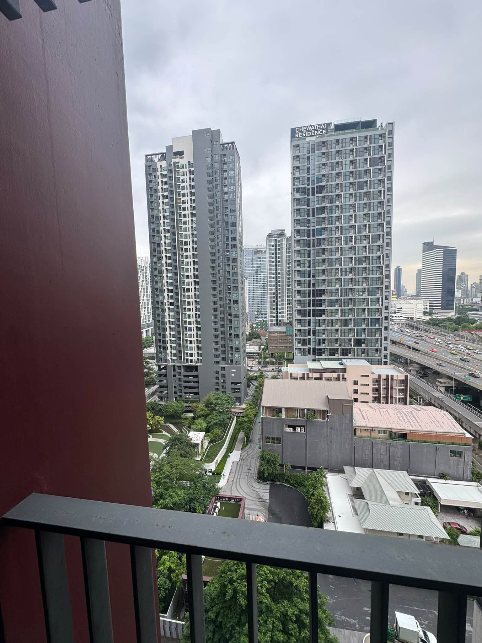 ปล่อยเช่า Life Asoke Hype | ชั้น 16 | 35 ตร.ม. ห้องขนาด 35 ตร.ม. ชั้น 16 (1 Bedroom Plus) ติดวอลเปเปอร์ทั้งห้อง – รูปที่ 4