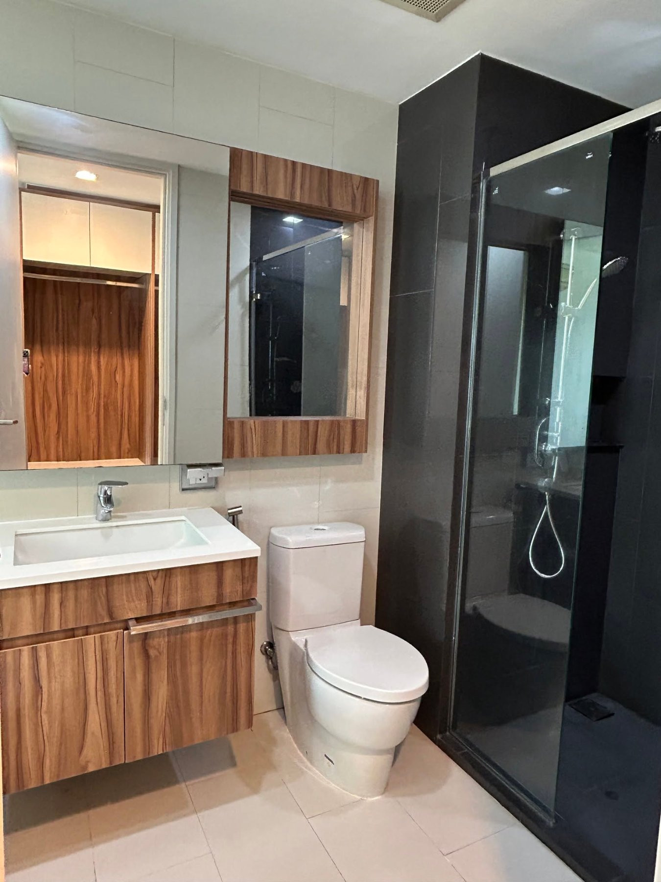 Low rise condo for rent, super cozy and good surrounding condo to live in Phromphong  – รูปที่ 4