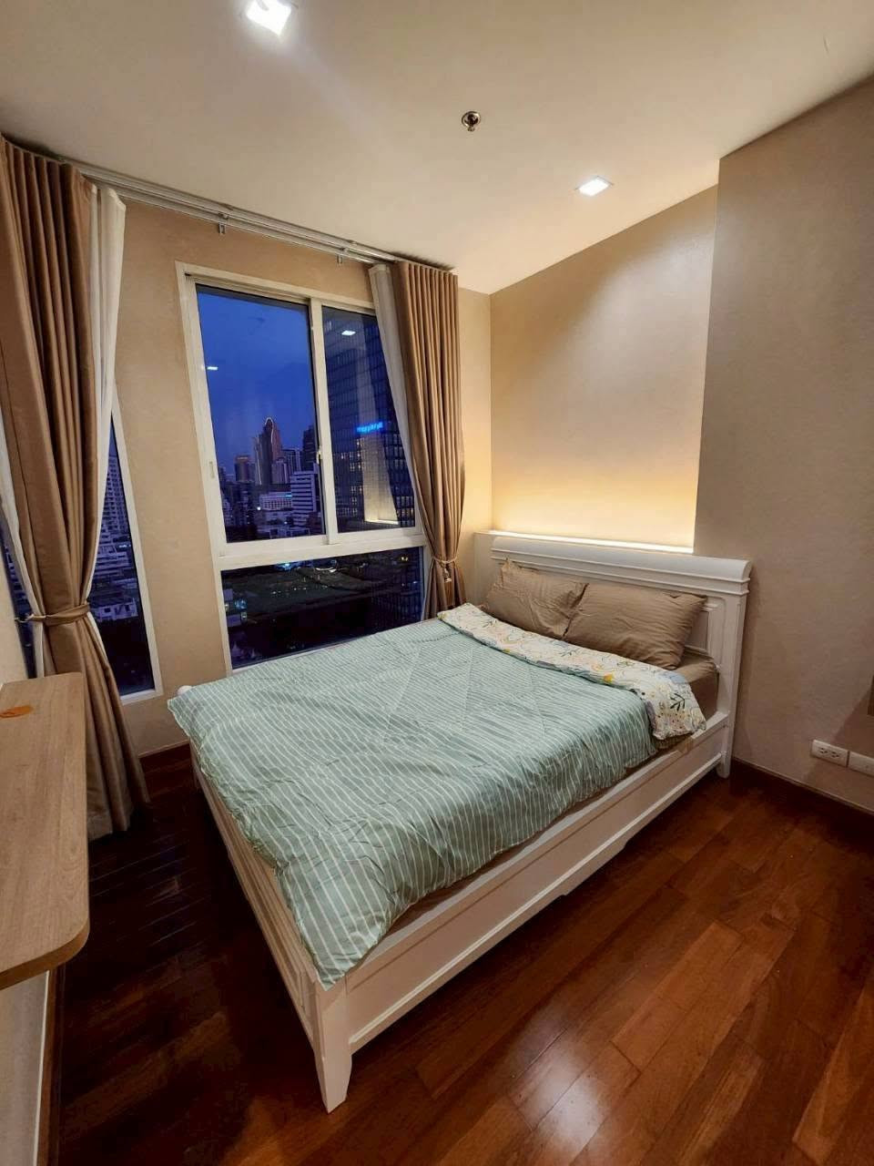 ST820/For rent, luxury condo Ivy Sathorn 10 (Ivy Sathorn 10), 18th floor, large room 40 sq m, 1 bedroom, can enter and exit 3 routes (Sathorn 10, Sathorn 12, Silom 9), near BTS St. Louis / Chong Nonsi. ST820/For rent, luxury condo Ivy Sathorn 10 (Ivy Sathorn 10), 18th floor, large room 40 sq m, 1 bedroom, can enter and exit 3 routes (Sathorn 10, Sathorn 12, Silom 9), near BTS St. Louis / Chong Nonsi.