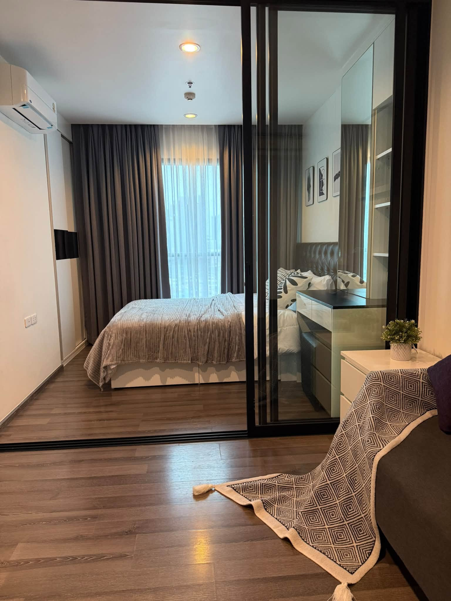 The Base Park West สุขุมวิท 77 | 1 ห้องนอน 27 ตร.ม. | 15,000 บาท/เดือน | 