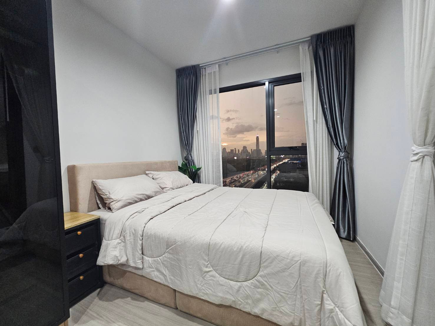 Hot Deal 1 bed for rent at Life asoke hype – รูปที่ 3