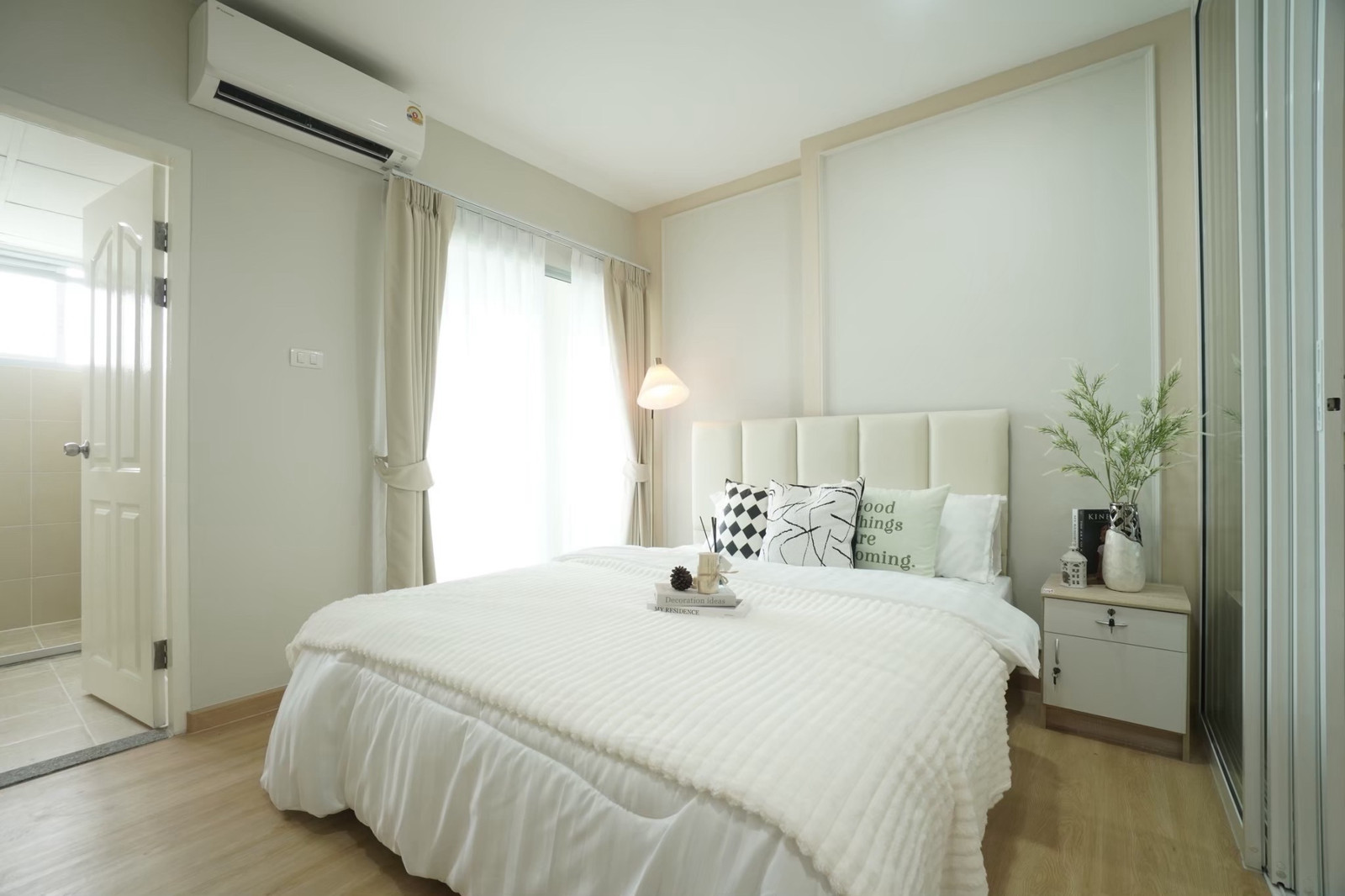 Condo for sale, City Home Rattanathibet, near Central Northville, MRT Bang Kraso, 300 meters. Condo for sale, City Home Rattanathibet, near Central Northville, MRT Bang Kraso, 300 meters.