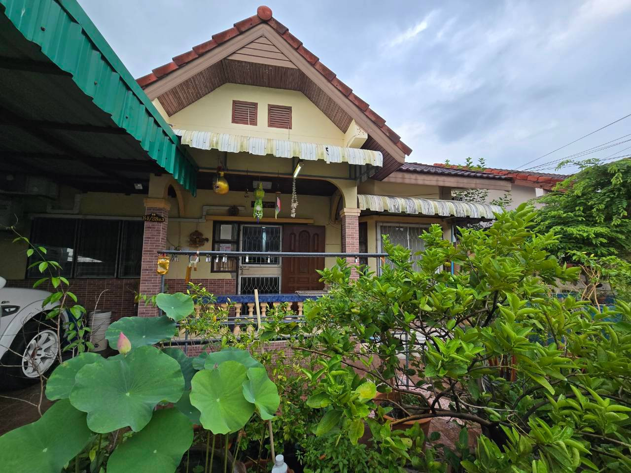 97838 - บ้านเดี่ยวไทรม้า-รัตนาธิเบศร์ (บางรักน้อย ซ.16/2) ใกล้ MRT และจุดขึ้นลงทางด่วนงามวงศ์วาน พื้นที่ 54 ตร.วา (99 ตร.ม.) 4 ห้องนอน 2 ห้องน้ำ