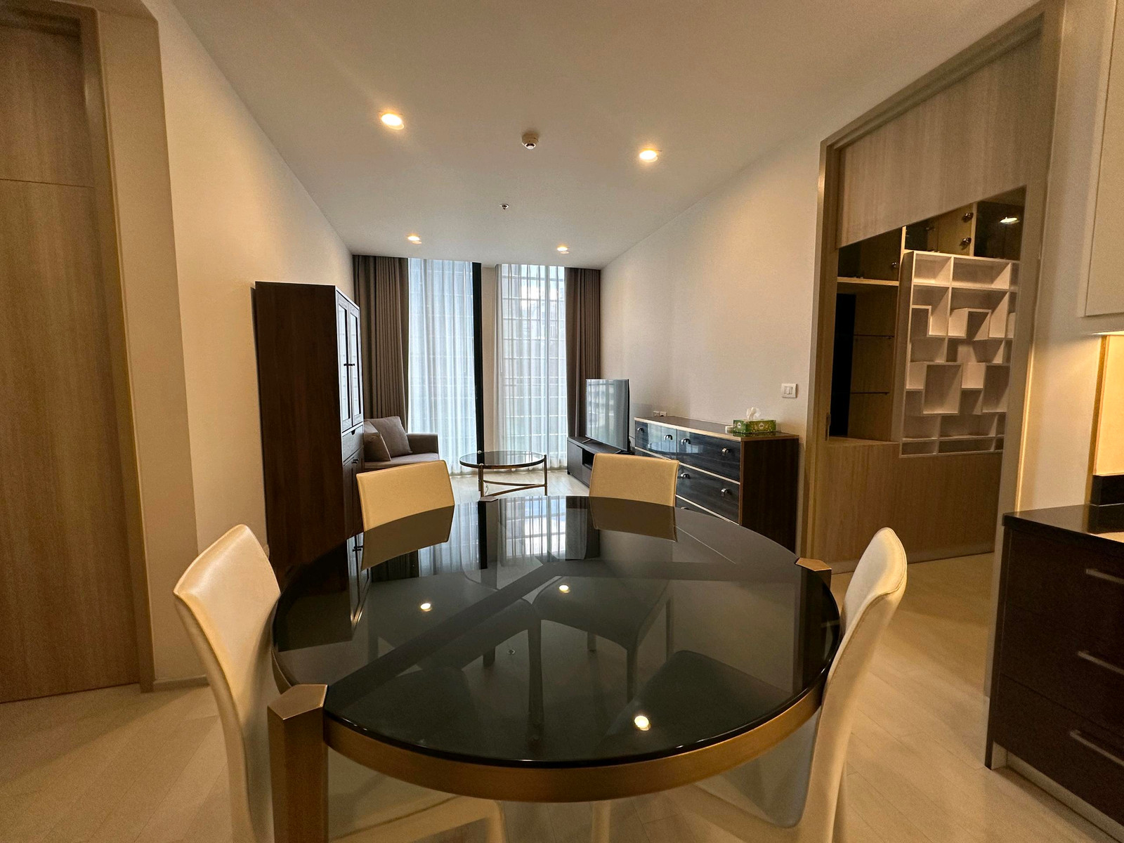 ✨️ให้เช่า✨️ 2 ห้องนอน  Noble Ploenchit ห้องพร้อมเข้าอยู่! – รูปที่ 4
