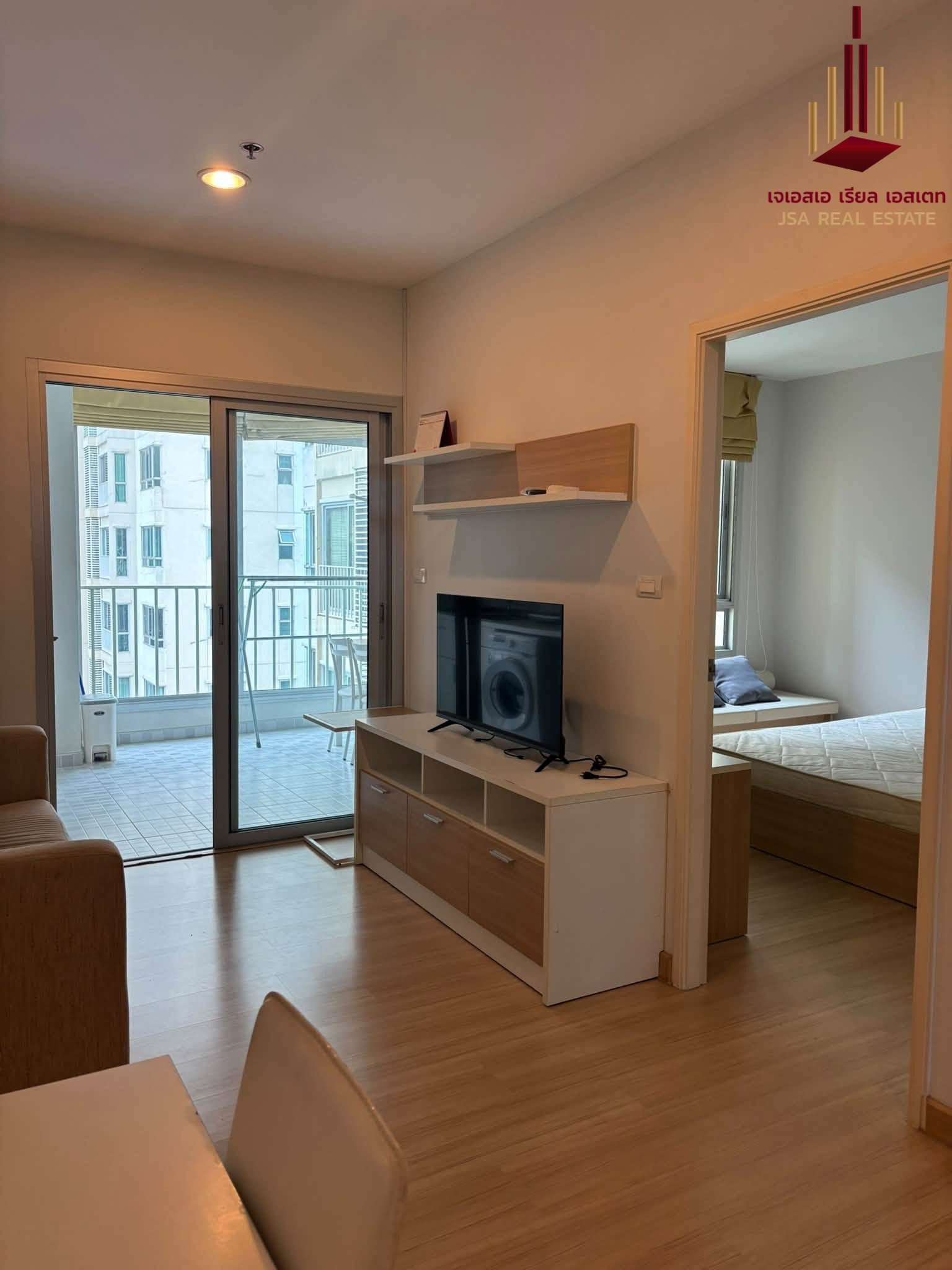✨ For Rent: Centric Scene RatchaviphaCondo ✨ 💰 Only 12,000 THB/month