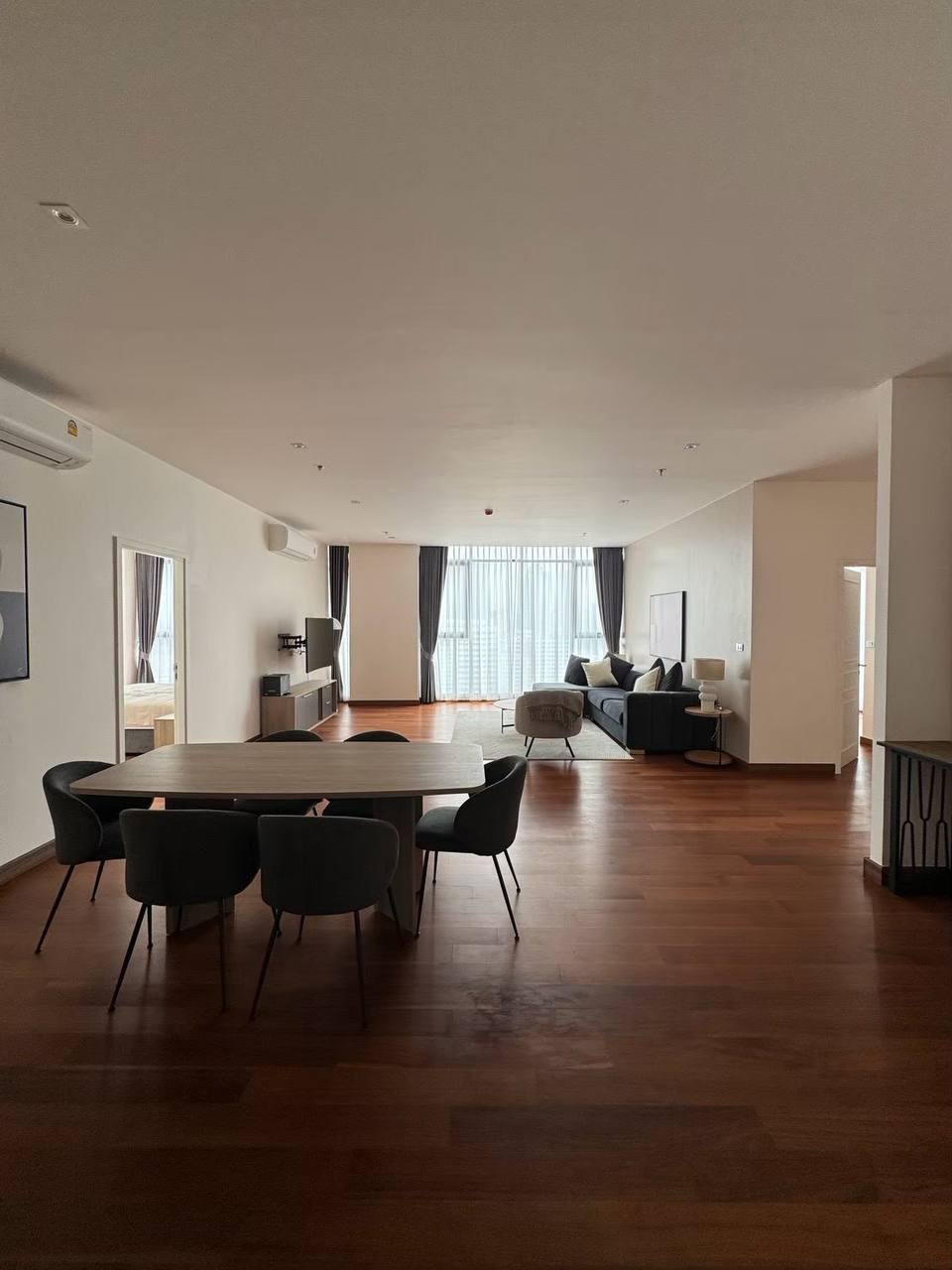 Luxury 3-Bedroom Penthouse for Rent | 132 SQ.M. | River & City Views Altitude Symphony
