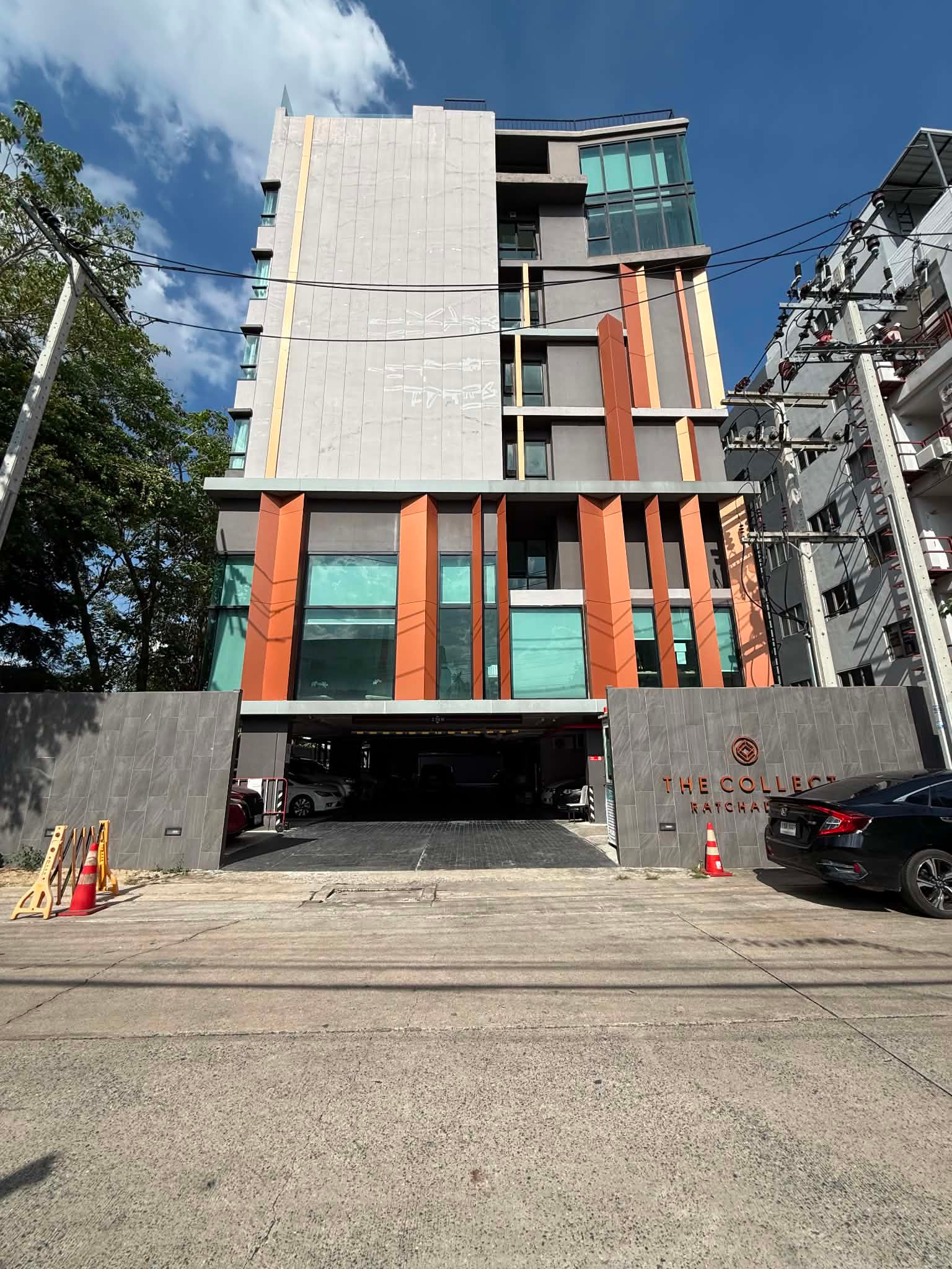 ให้เช่าคอนโดเดอะคอลเลครัชดา32 1ห้องนอนทำเลรัชดา-ลาดพร้าว เดินทางสะดวก