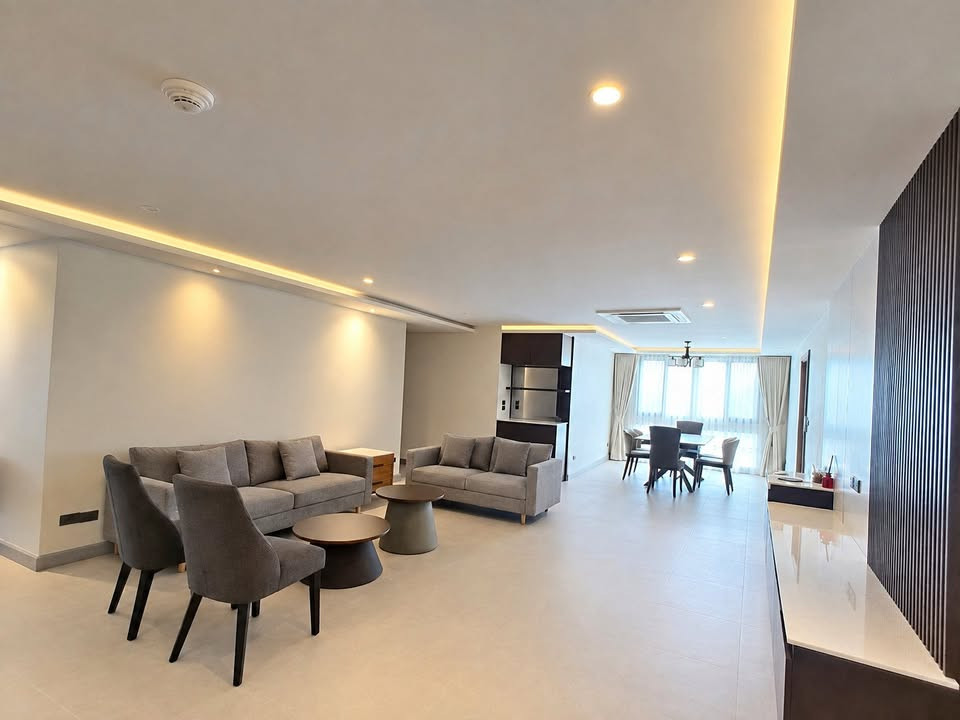 🏡 SPACIOUS 3-BEDROOM CONDO at President Park Condominium | Sukhumvit 24