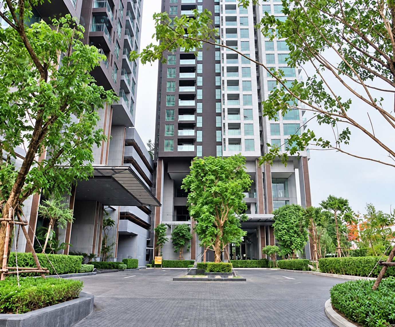 🔥Star View Rama𝟯 🔥There is a private elevator, high floor, no blocking buildings, fully furnished, ready to move in, more than 100% parking, good location, next to the mall, near the expressway, near the international school.