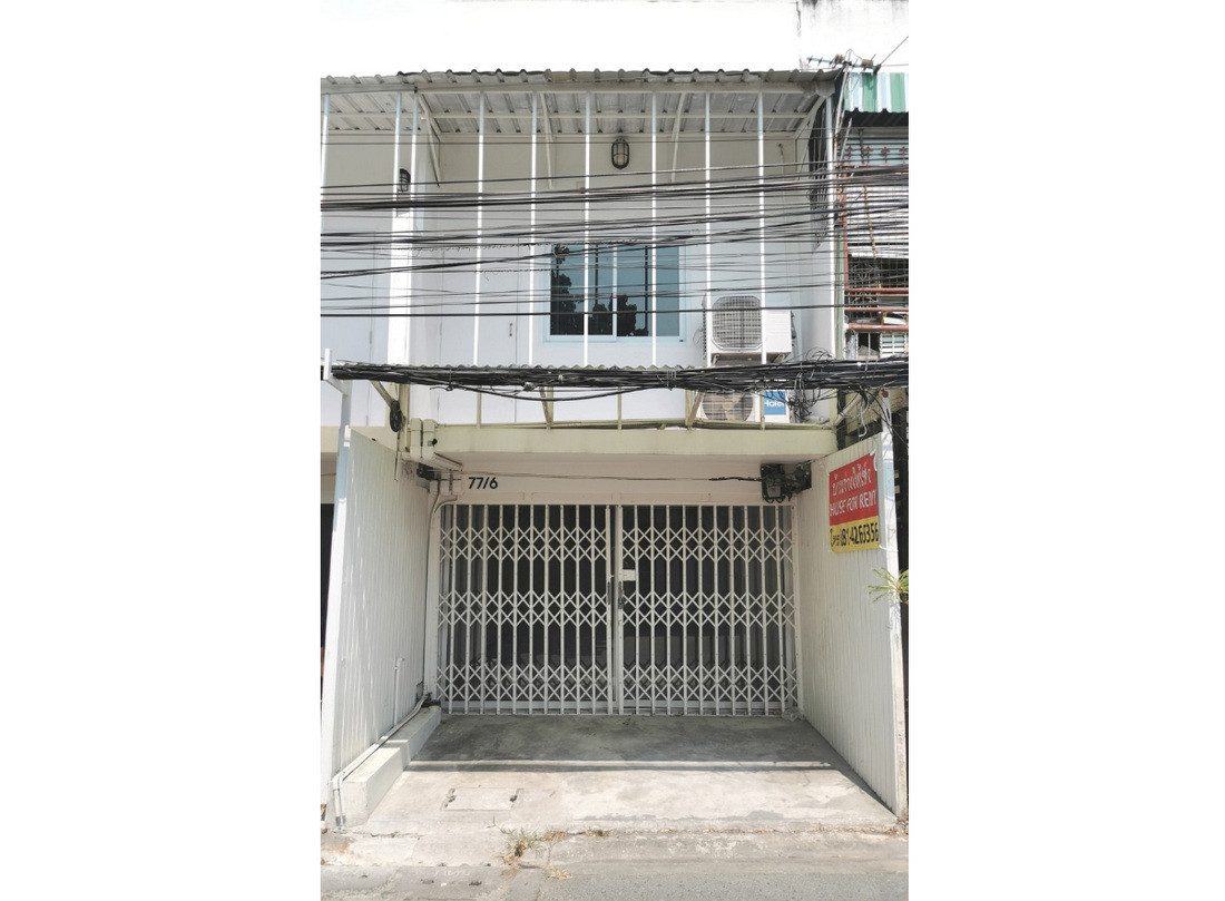 Commercial building 2 story for rent, Sukhumvit Soi 46, Phra Khanong, Khlong Toei, near BTS Phra Khanong Station (Tel 081-426-5356)