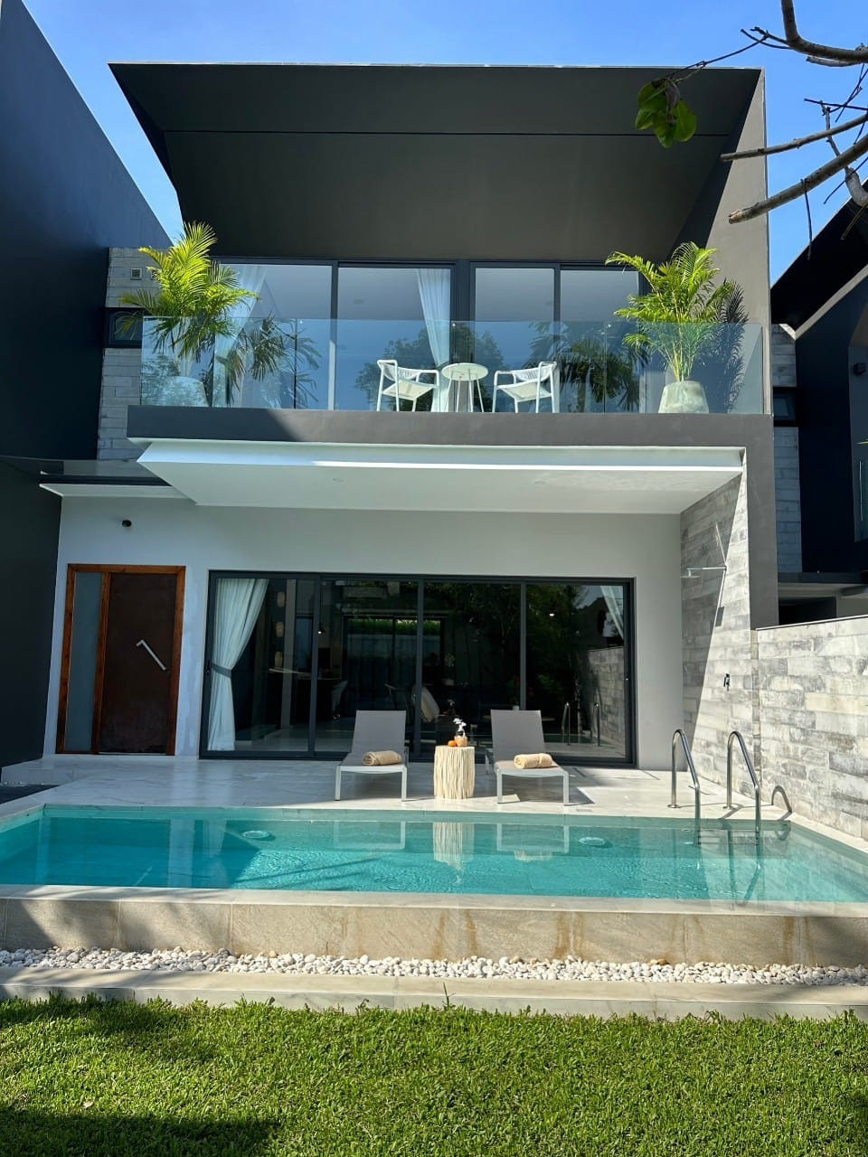 🏡 Hillside Private Pool Villa | Modern Loft Style in Peaceful Chalong Area, Phuket 🌿✨ 📍 Prime Location | Quiet Surroundings | Walking Distance to the Dam – รูปที่ 3