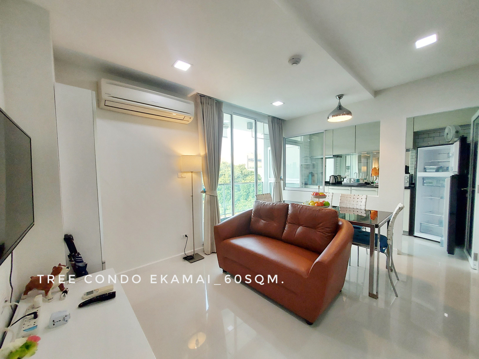🎉Very SPECIAL DEAL-sell & READY TO MOVE IN! 2 Bedrooms condominium in Sukhumvit area close to BTS Ekamai